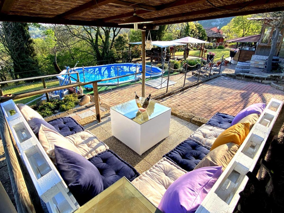Brojo Hill Bed & Breakfast Longare Ngoại thất bức ảnh