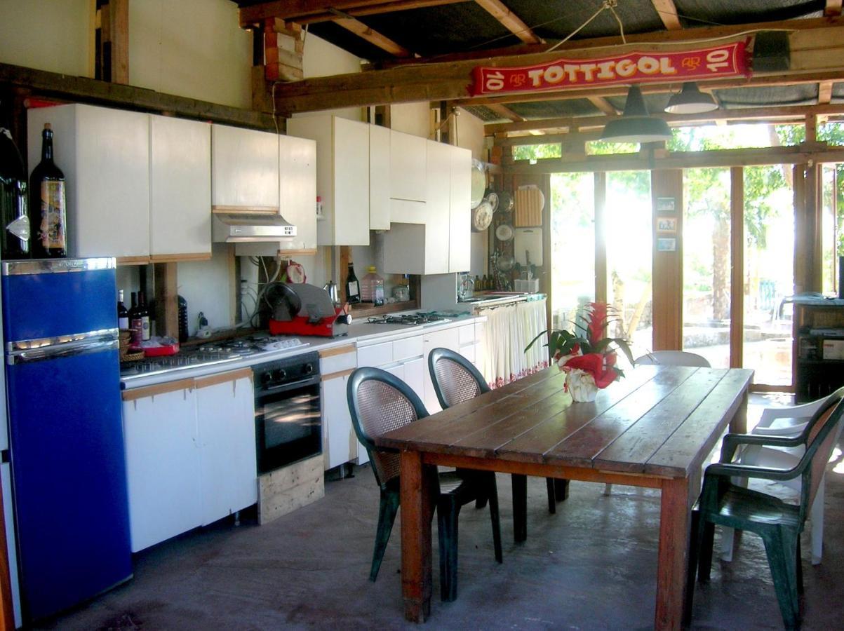 Brojo Hill Bed & Breakfast Longare Ngoại thất bức ảnh