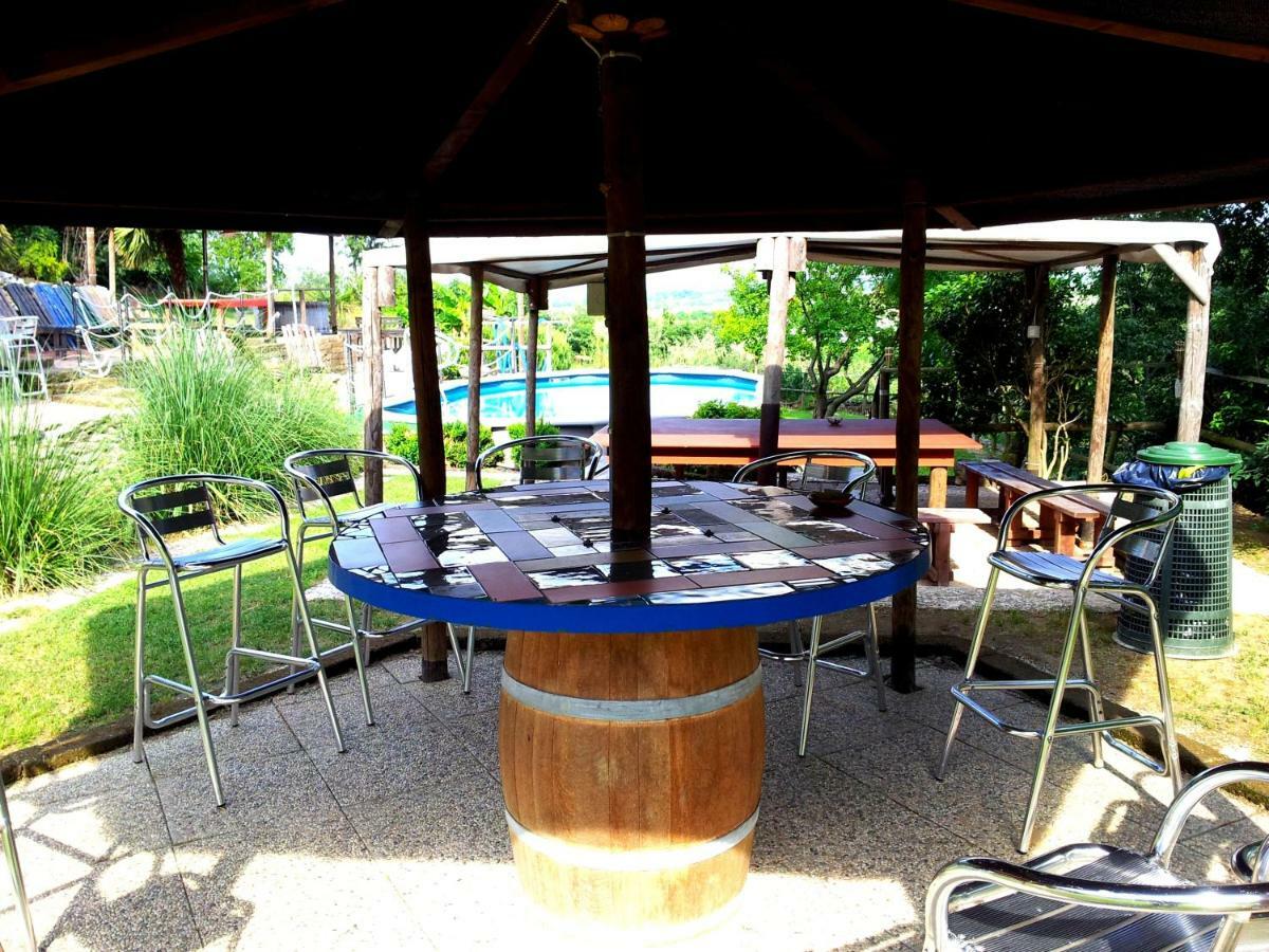 Brojo Hill Bed & Breakfast Longare Ngoại thất bức ảnh