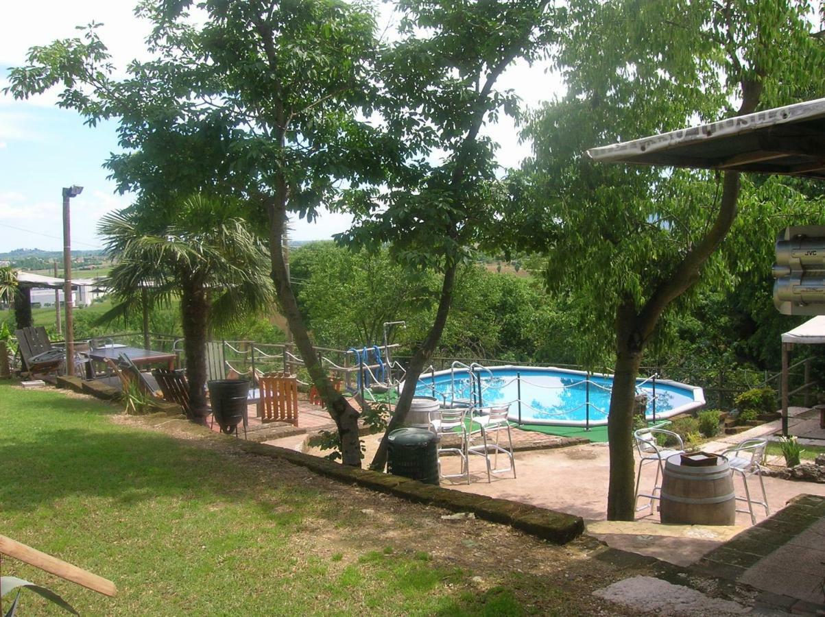 Brojo Hill Bed & Breakfast Longare Ngoại thất bức ảnh